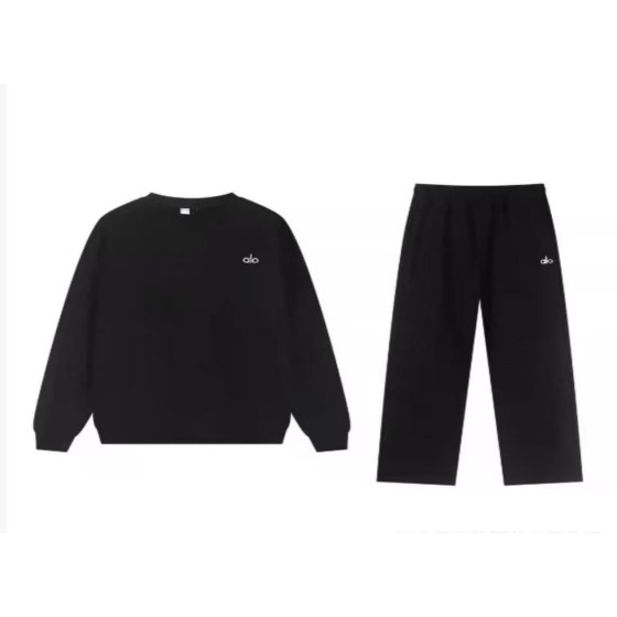 ALO Black Crew Neck Straight Fit Suit